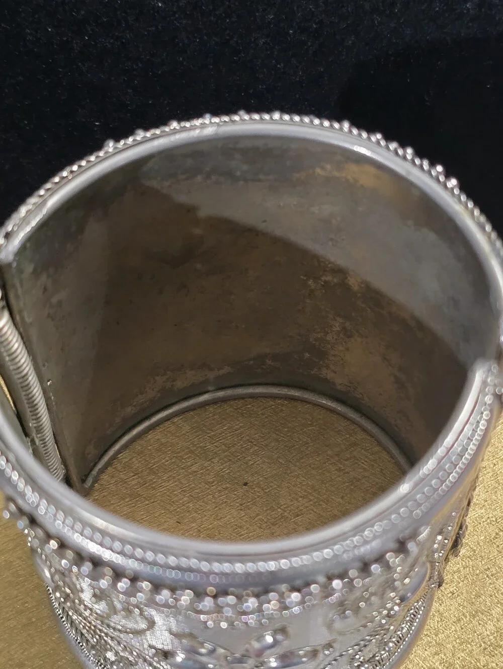 Vintage Ornate Tribal Etruscan Silver-Tone Floral Mesh Metal Wide Cuff Bracelet